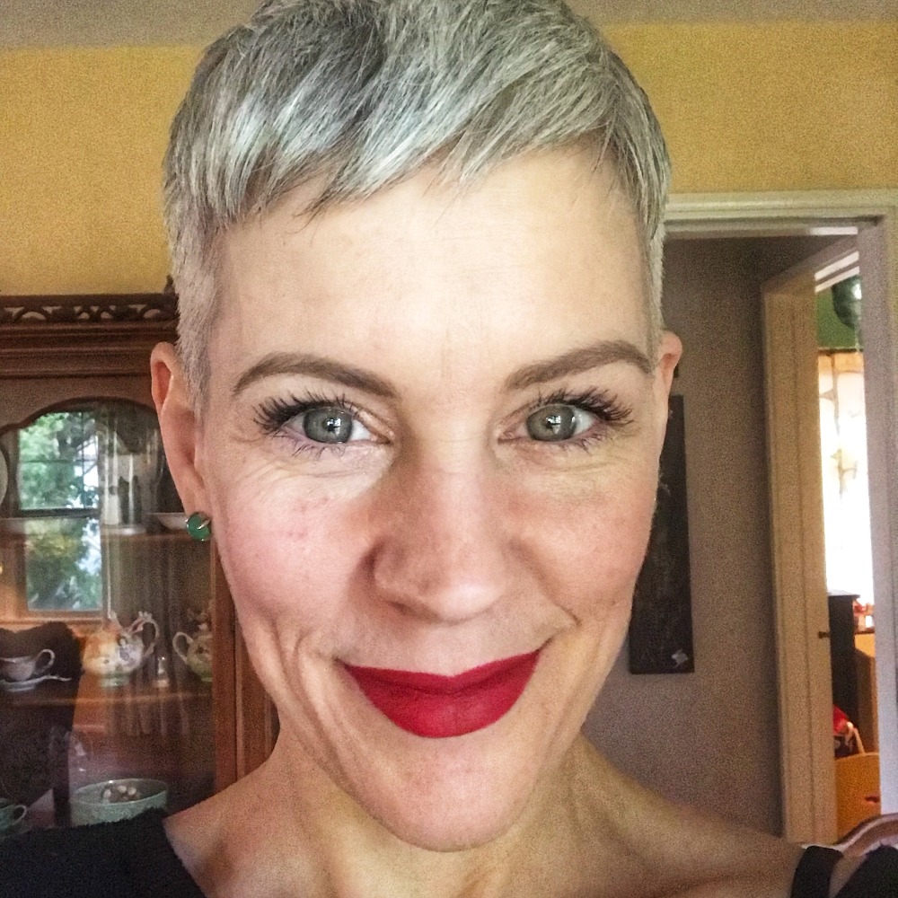 Meet your Posher, Amber